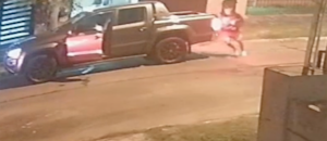 La Matanza: le apuntaron en la cabeza para robarle la camioneta