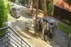 Cuatro delincuentes robaron un SUV a una pareja de adultos mayores y casi hieren a otro vecino