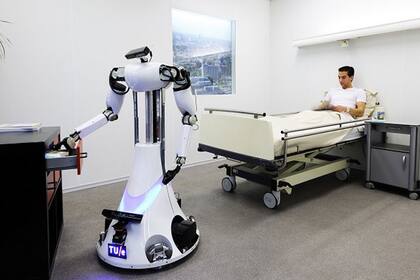 El Roboearth en acción, un desarrollo europeo basado en la robótica en la nube