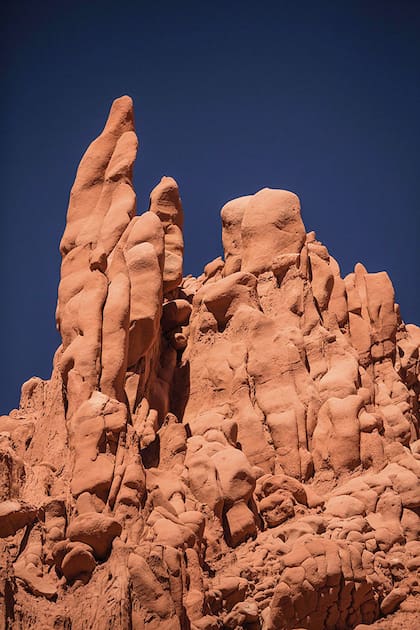 El rojo intenso de las asombrosas formaciones de Acsibi.