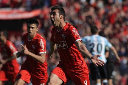 El Rojo lo ganó con dos centros aislados