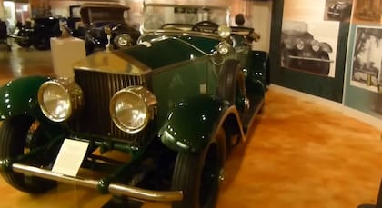 El Rolls Royce exhibido en el museo