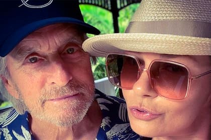 “La peor parte fue verlo a Michael cansado, fatigado, porque él tiene energía de sobra, es una persona fuerte", reveló la actriz acerca de la enfermedad de su esposo