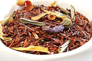 La nueva infusión que reemplaza al té verde, rica en antioxidantes y vitamina C