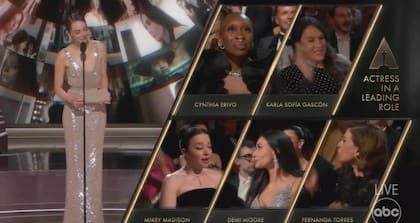 El rostro de sorpresa de Demi Moore al no recibir el premio, se volvió viral en las redes sociales