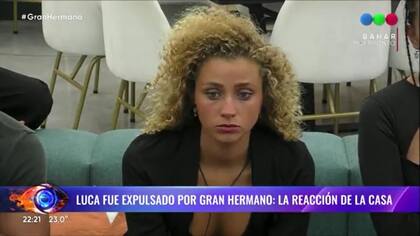 El rostro de sorpresa de Lourdes tras darse cuenta de que Luca le reveló información del exterior