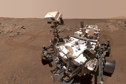 El rover Perseverance se tomó una selfie durante la misión