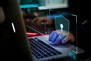 El rumano Mihai Ionut Paunescu está acusado de ser el creador de dañino virus conocido como Gozi, el cual habría afectado a más de un millón de usuarios de Europa y Estados Unidos