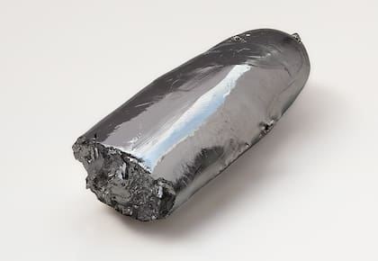 El rutenio es un metal extraño de conseguir en la superficie y apareció en pequeñas partículas incrustadas en las rocas de basalto de Hawái