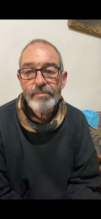 El sacerdote argentino Luis Montes (Fotografía: Elisabetta Piqué)