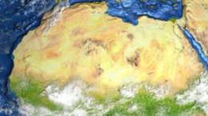 El Sahara hoy en día. Su color crema claro refleja los rayos de luz, afectando la frecuencia de las lluvias monzones, esenciales para la vegetación.