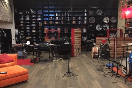 El Salmón compartió imágenes y palabras sobre su experiencia de grabar disco en Los Angeles