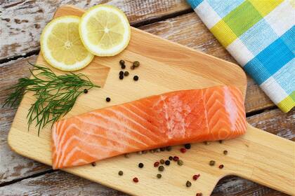 El salmón rosado, un manjar que está en el centro de la polémica gastronómica