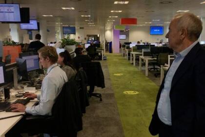 El salón de actividades de Peninsula, un mundo aparte de las casas de apuesta donde Done aprendió el meollo de sus habilidades empresariales