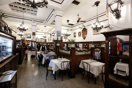 El salón de Edelweiss, un mediodía durante la semana