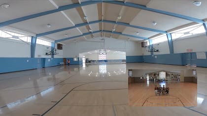 El salón de eventos de esta iglesia en Franklin Avenue, Los Ángeles, fue utilizado para recrear el baile escolar "Enchantment Under the Sea", una de las escenas más recordadas de la película