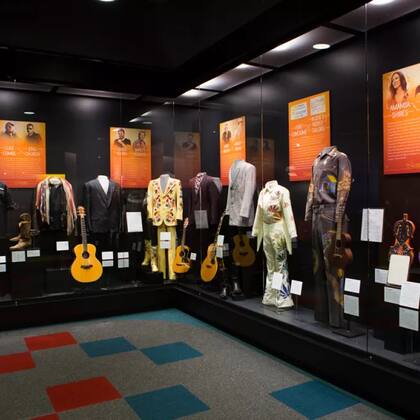 El salón de la fama y museo de Nashville (visitmusiccity.com)