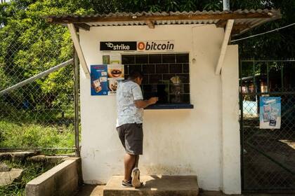 El Salvador adoptó el bitcoin como moneda de curso legal en 2021.