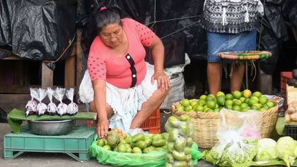 El Salvador, Ecuador y Panamá son economías dolarizadas