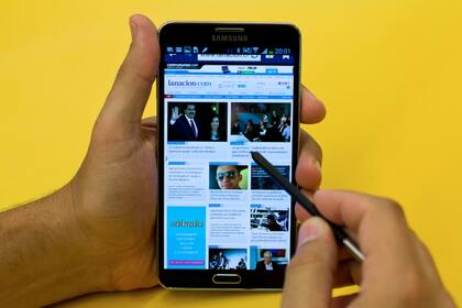 El Samsung Galaxy Note 3 tiene un lápiz para dibujar en pantalla; reconoce variaciones de presión