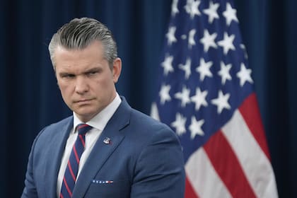 El secretario de Defensa de Estados Unidos, Pete Hegseth, en una conferencia de prensa en el Pentágono en Washington, el 2 de marzo del 2026