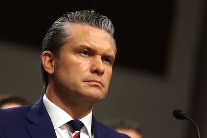El secretario de Defensa de Estados Unidos, Pete Hegseth, testifica durante una audiencia ante el Congreso, en Washington, Estados Unidos, el 30 de abril de 2026