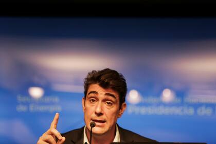 El secretario de Energía, Javier Iguacel, en la conferencia de prensa