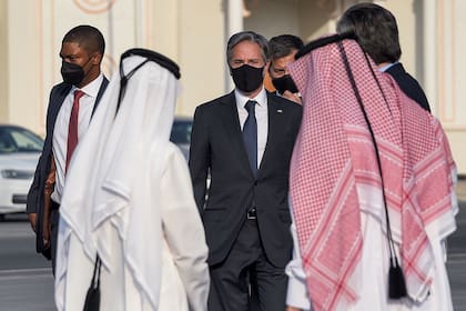 El secretario de Estado norteamericano Antony Blinken en Doha, para negociar las evacuaciones de Afganistán