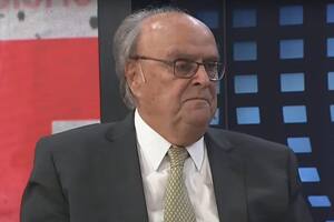 El secretario de Industria José de Mendiguren durante su paso por LN+