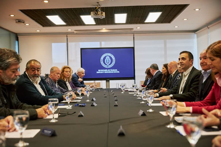 Fracas La Reuni n Para Subir El Salario M nimo Y El Presidente Deber fracas-la-reuni-n-para-subir-el-salario-m-nimo-y-el-presidente-deber