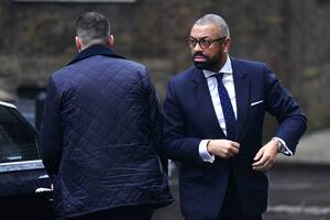 El secretario del Interior de Gran Bretaña, James Cleverly, en Londres
