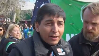 El secretario general de la Asociación Trabajadores del Estado de Neuquén, Carlos Quintriqueo