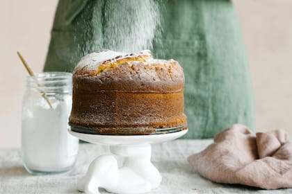 El secreto de la torta alta reside en el molde de aluminio y el batido de los huevos al inicio de la receta