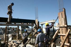 Qué se discute y cuáles son las propuestas de cambios para crear más empleo