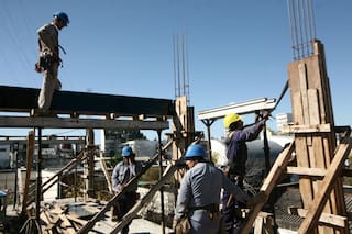 Qué se discute y cuáles son las propuestas de cambios para crear más empleo