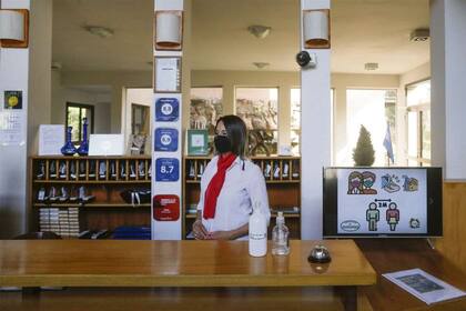 El sector de la hotelería se prepara, con protocolos, para tratar de tener aunque más no sea un mínimo repunte, tras la inactividad de 2020