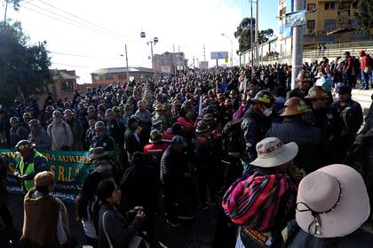 El sector exige la anulación de la resolución administrativa del gobierno boliviano que deja sin efecto las normas para el otorgamiento de derechos mineros en áreas protegidas en territorio boliviano