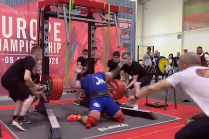 En imágenes sensibles, se puede ver el minuto a minuto de la lesión de Alexander Sedykh