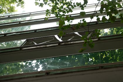 El segundo panel fue retirado, como prevención, luego del incidente