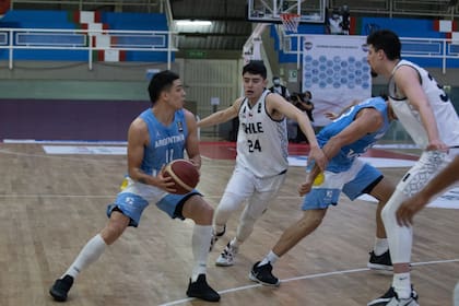 José Vildoza consiguió 9 puntos, 5 rebotes y 4 asistencias.