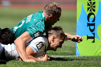 El seleccionado argentino se impuso a Irlanda con una contundente actuación en la fecha 1