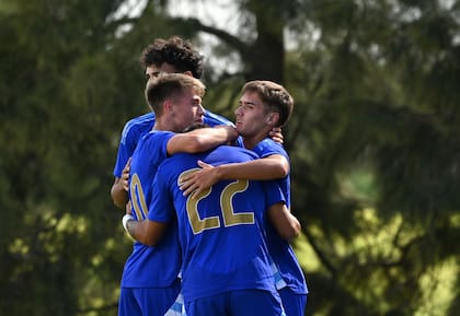 El seleccionado argentino sub 17 debutará en el Sudamericano de Colombia contra Chile.