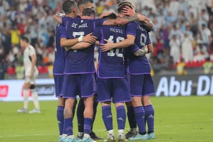 El seleccionado nacional ganó 5-0 ante Emiratos Árabes (Foto Instagram @leomessi)