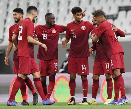El seleccionado qatarí juega su primer Mundial gracias a que es anfitrión