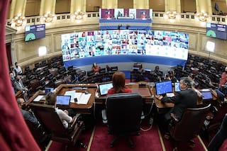 El Senado hoy sólo rendirá homenaje a Maradona y mañana tratará la Procuración