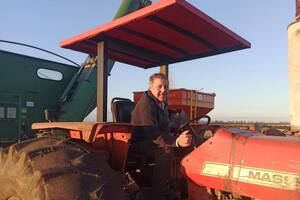 Otro dirigente de JxC y productor apoyó a Javier Milei