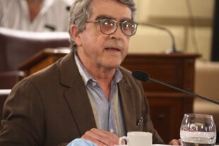Armando Traferri es un referente del peronismo en el Senado de Santa Fe