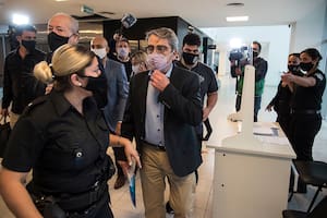 El senador Armando Traferri fue acusado por un fiscal -que aceptó cobrar coimas- de ser el intermediario entre un empresario del juego clandestino y la Justicia para el pago de sobornos