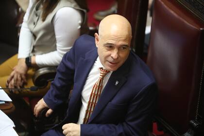 El senador Bartolomé Abdala presidió la sesión durante la sanción de la nueva fórmula jubilatoria en reemplazo de Victoria Villarruel, que evitó quedar vinculada a la derrota oficialista