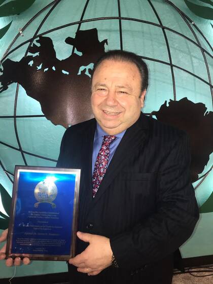 El senador Héctor Bonarrico sorprendió a los legisladores con su pedido de fondos oficiales para las iglesias evangélicas